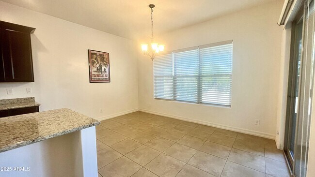 Building Photo - 4571 N Arbor Way