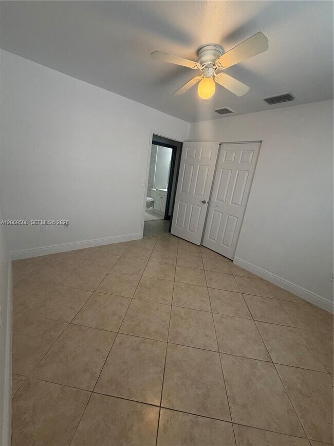 Building Photo - 16400 NW 41st Ave
