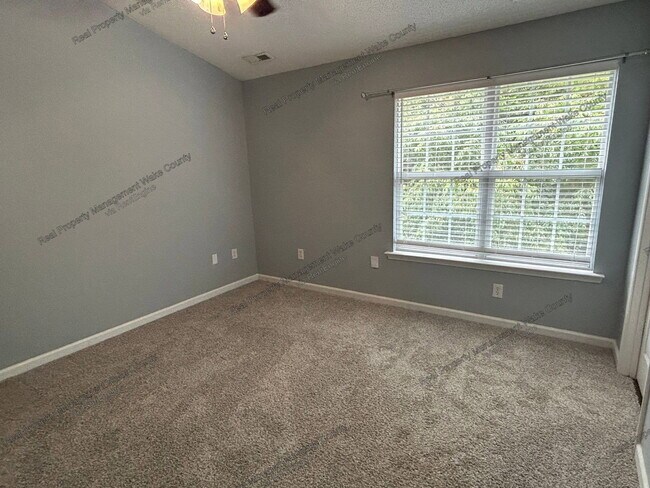 Building Photo - 10815 Galand Ct