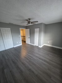 Building Photo - 470 NE 18th Ave