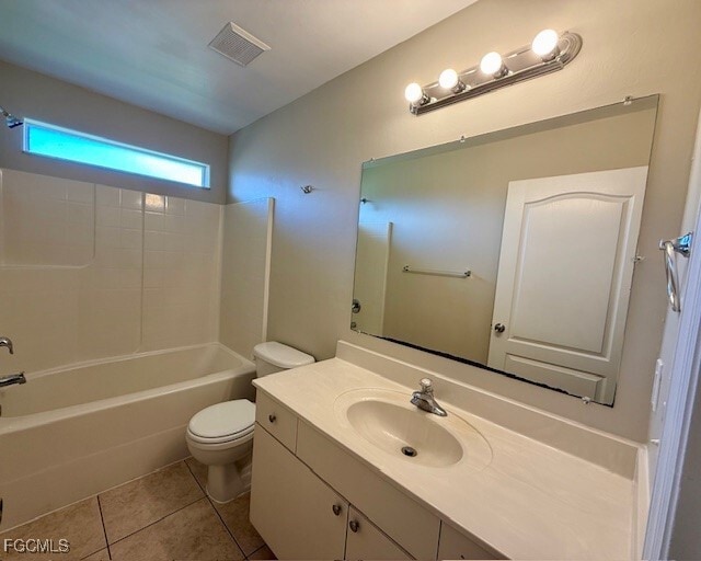 Building Photo - 512 SE 6th Pl