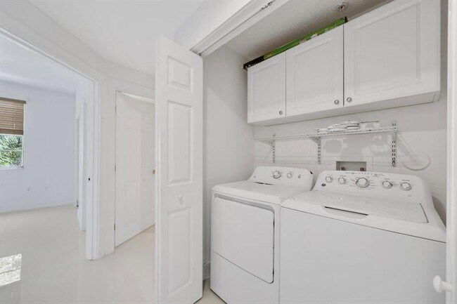 Building Photo - 1803 N Flagler Dr