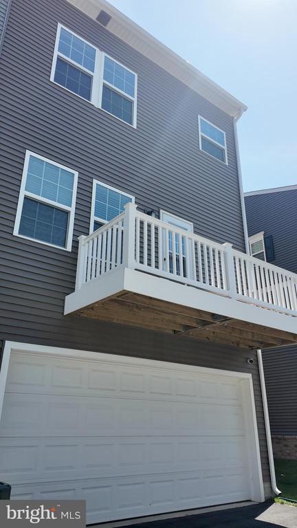Building Photo - 5441 Cedar Grv Dr