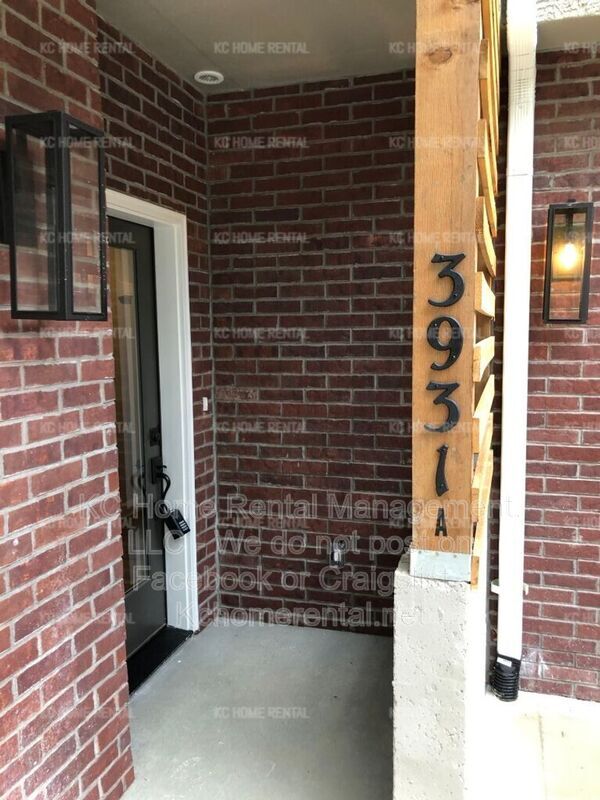 Building Photo - 3931 Genessee St