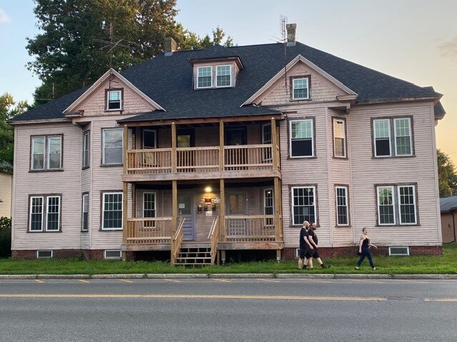Building Photo - 4-4 Holyoke St
