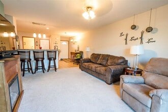 Building Photo - Must See!  2 Bedroom condo