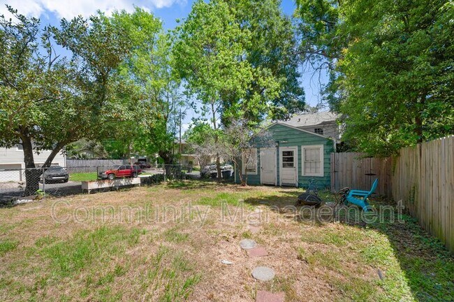 Building Photo - 3408 Wilshire Dr