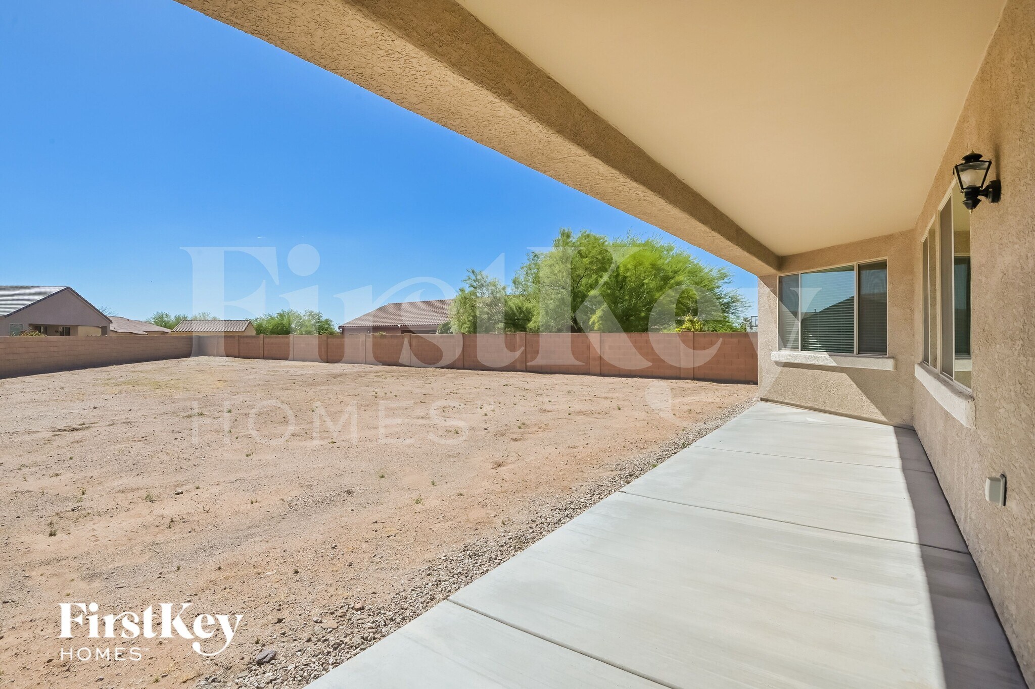 Building Photo - 9662 S Via Bandera