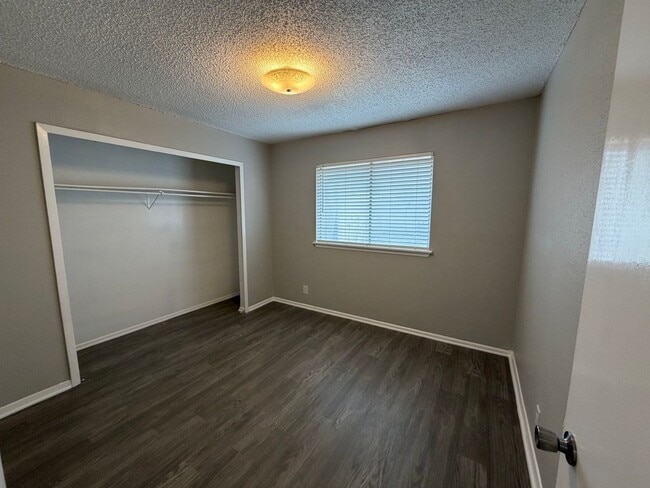 Building Photo - Delightful 3 Bedroom home in North East ISD with easy access to 1604, 35, Randolph AFB, Ft. Sam, ...