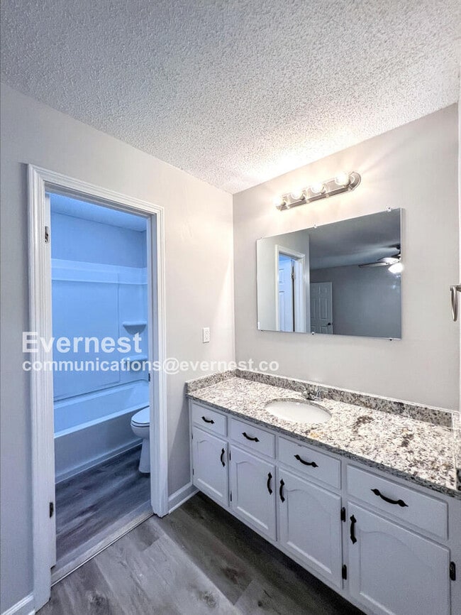 Building Photo - 4608 S Berrypick Ln