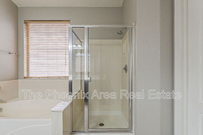Building Photo - 4121 S Splendor Ct