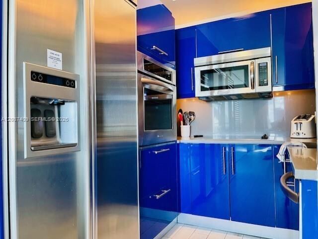 Building Photo - 3101 Bayshore Dr