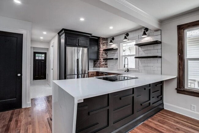 Building Photo - 5114 Lydia Ave