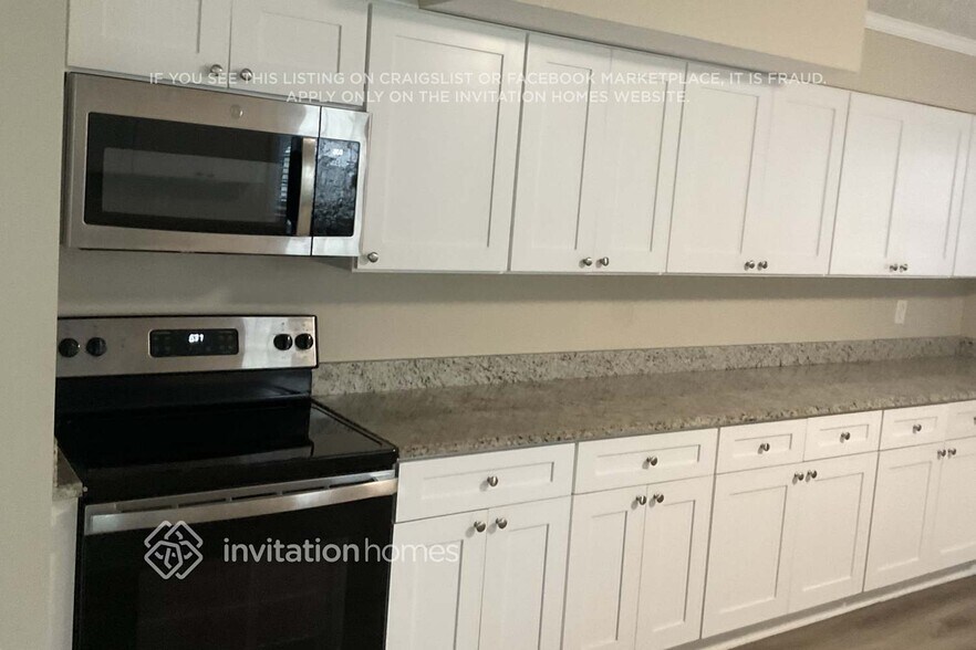 Building Photo - 5850 Whispering Pines Cir SW