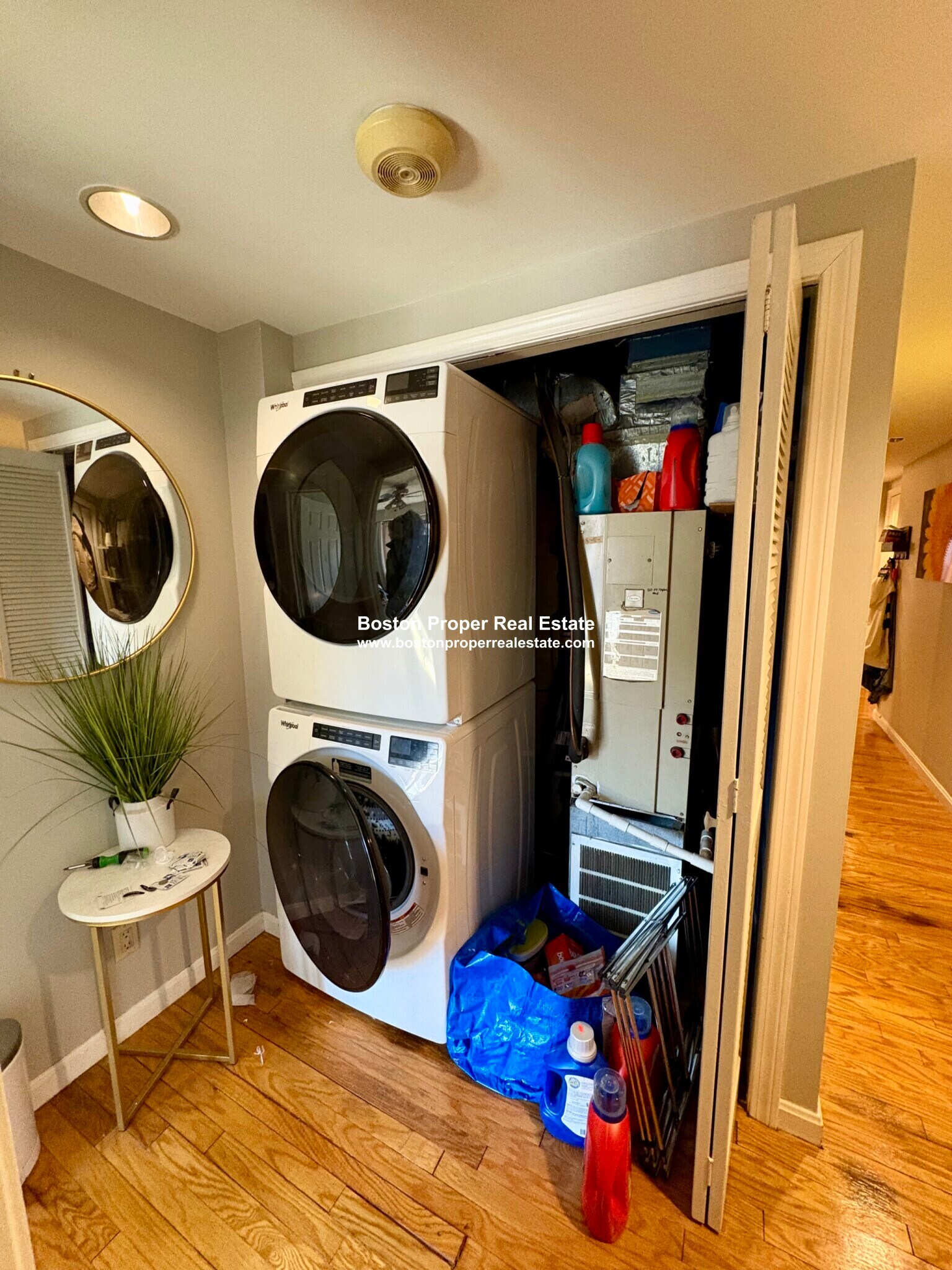 Building Photo - 50 Saint Stephen St