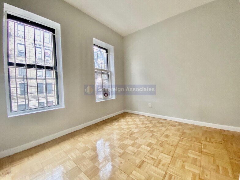 Building Photo - 539 W 156th St