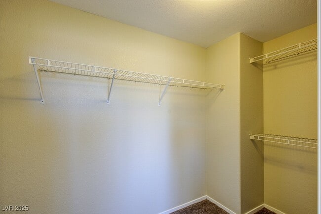 Building Photo - 162 Mountainside Dr