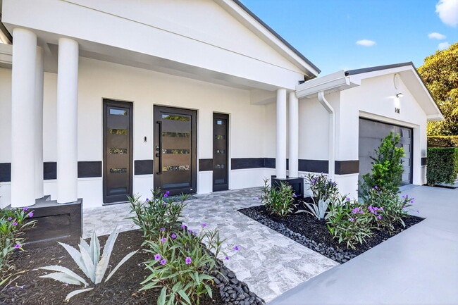 Building Photo - 1410 Beta Ct N