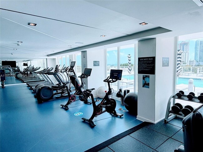 Building Photo - 4250 Biscayne Blvd