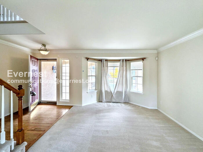 Building Photo - 4162 Slice Dr