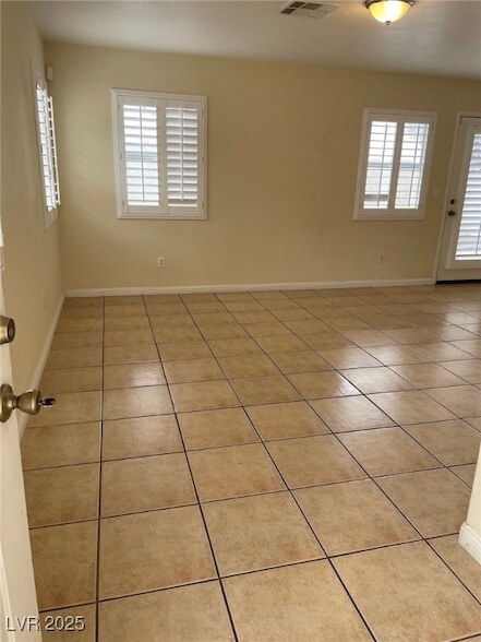 Building Photo - 9300 Cool Creek Ave