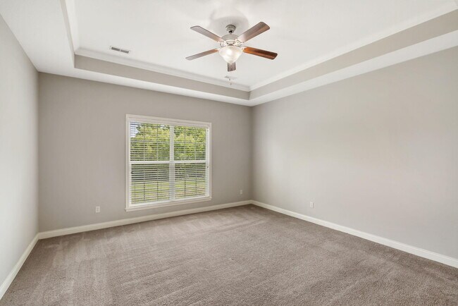 Building Photo - 2420 Boulder Springs Dr