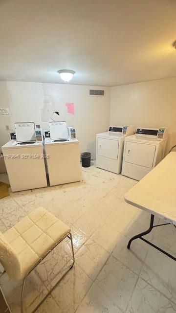 Building Photo - 2025 NE 164th St