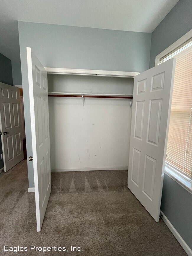 Building Photo - 3 br, 2 bath House - 406 South John Street