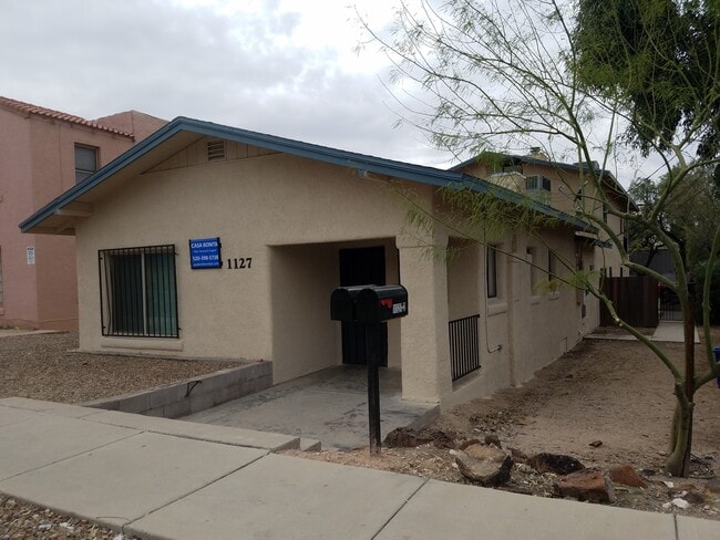 Building Photo - 1127 N Tyndall Ave