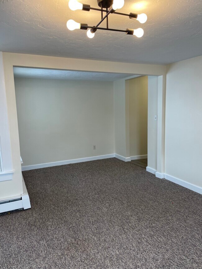 livingroom - 20 Gibbon St
