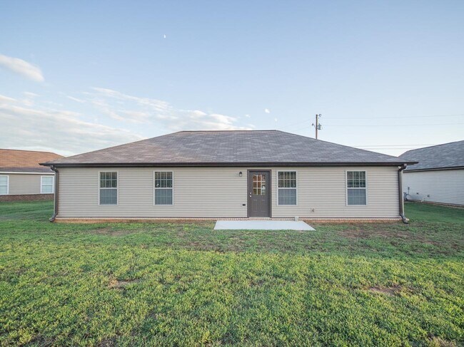 Building Photo - 17846 Sallows Dr