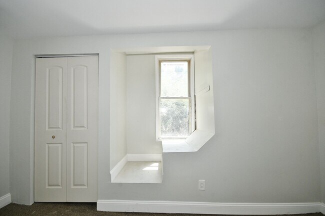 Building Photo - 1103 Crosby St