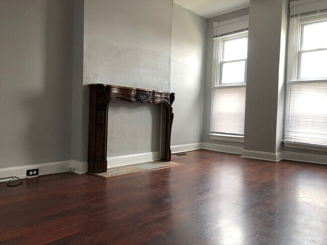 Building Photo - Charming 2 Bedroom/1 Bathroom Townhome in Abell, Baltimore, MD!