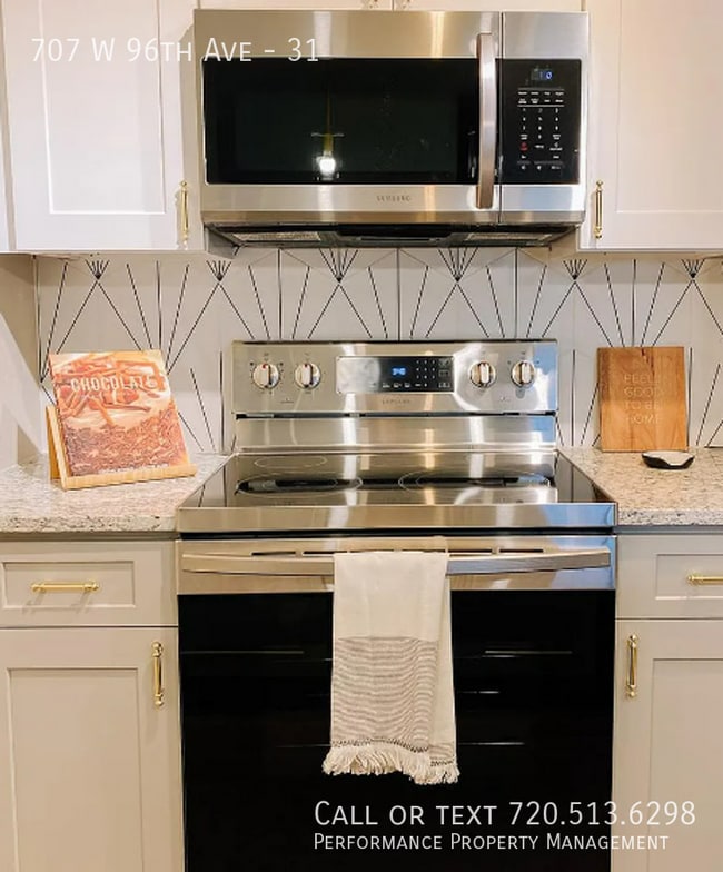 Building Photo - 707 W 96th Ave