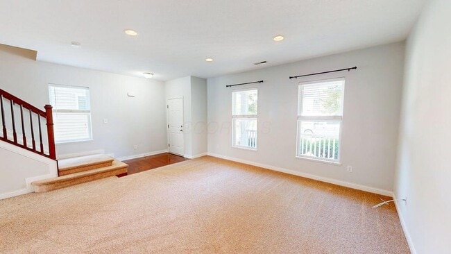 Building Photo - 5597 Lantos Rd