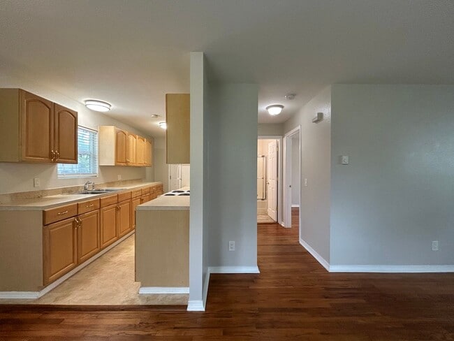 Building Photo - Tranquil 1 Bed, 1 Bath House!