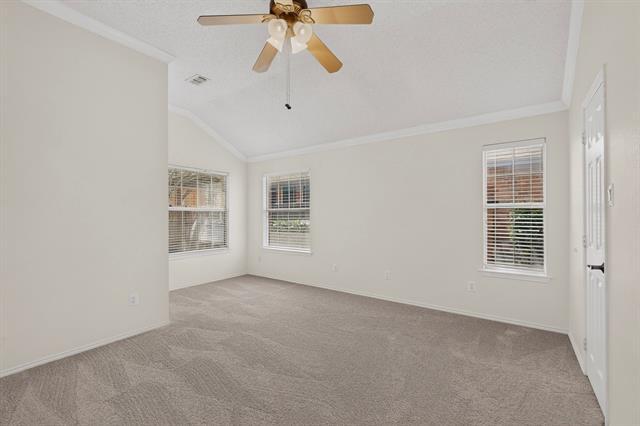 Building Photo - 2312 London Dr
