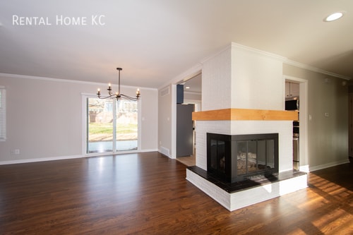 Building Photo - 6516 W 78th St