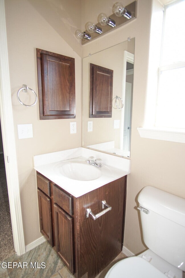 Building Photo - 12945 Hueco Hill Dr