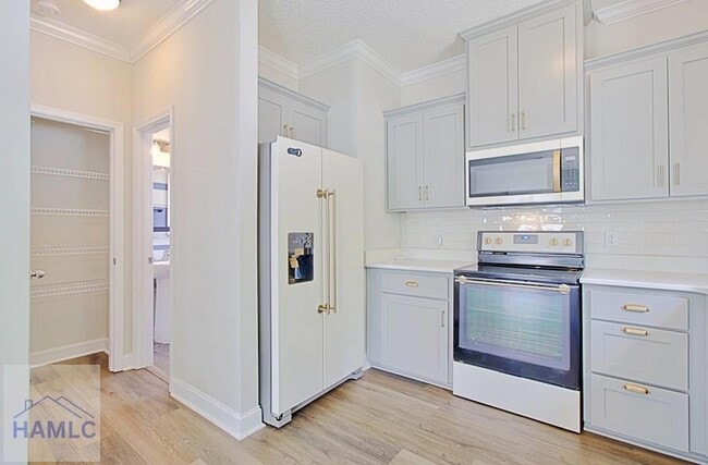 Building Photo - 1211 Cypress Fall Cir