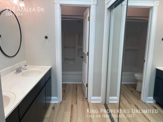 Building Photo - 718 Azalea Drive Unit 454