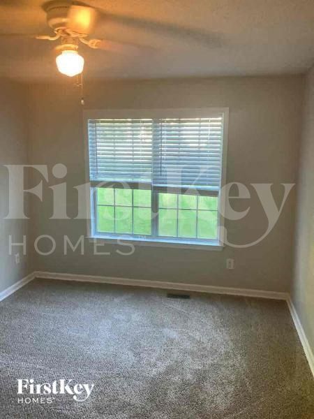 Building Photo - 4238 Sturbridge Dr