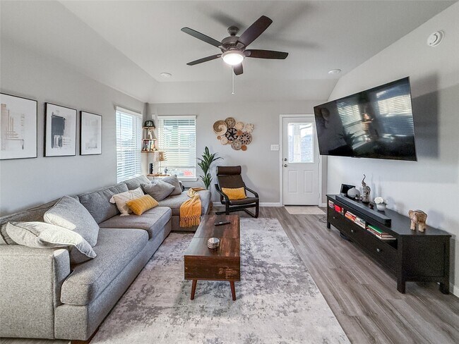 Building Photo - 25611 Ivory Gull Wy