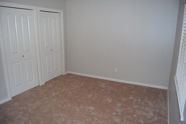 Building Photo - 406 West St