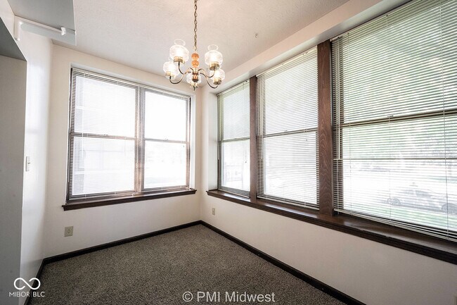 Building Photo - 3707 N Meridian St