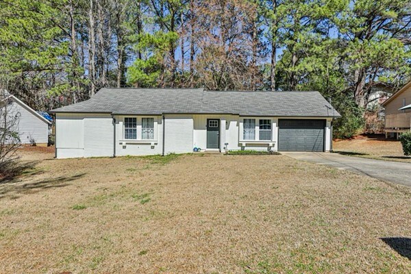 Building Photo - 3915 Basil Wy SW