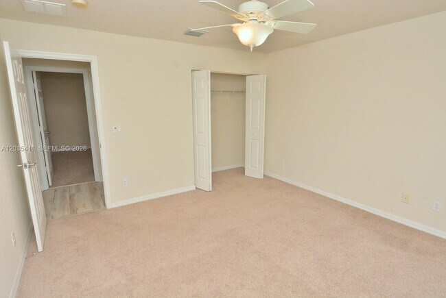 Building Photo - 4648 56th Ln