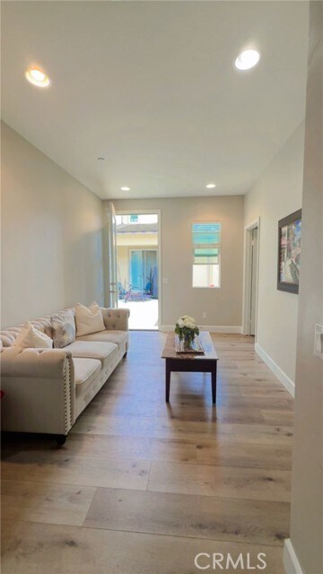 Building Photo - 5 Lirico Ct
