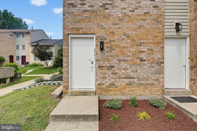 Building Photo - 9371 Reader Ln