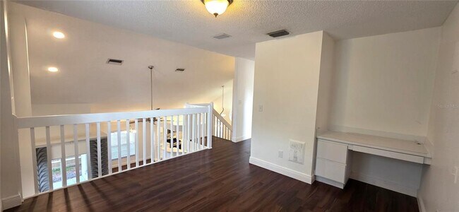 Building Photo - 1506 Scotch Pine Dr